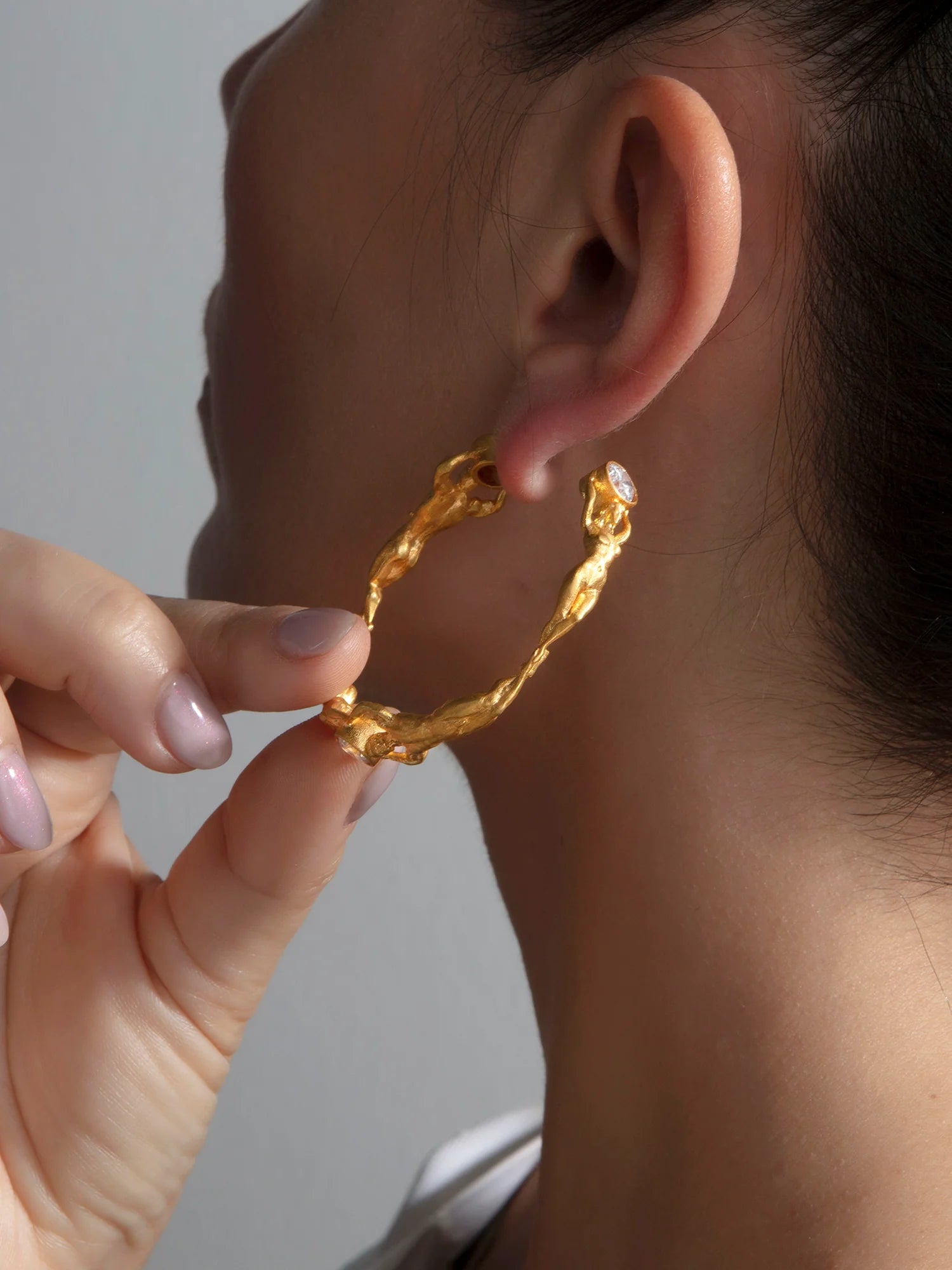 Like-minded Hoop Earrings